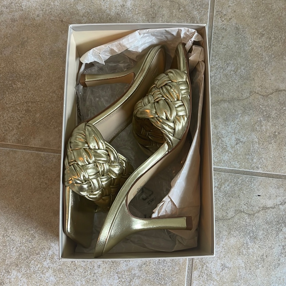 Marc fisher metallic slide